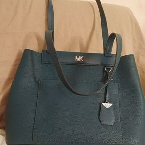 MK purse NWT